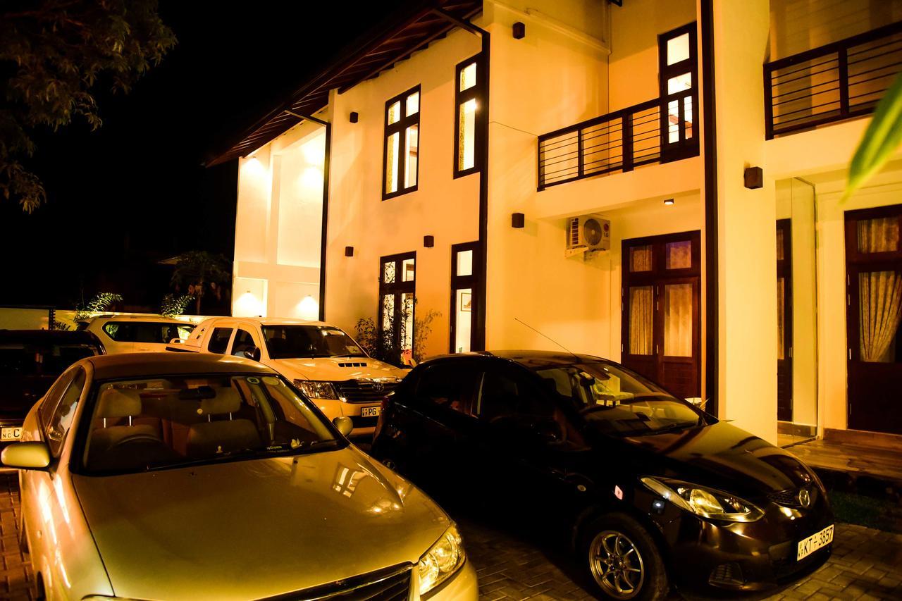 Hotel Bella Vista Анурадхапура Экстерьер фото